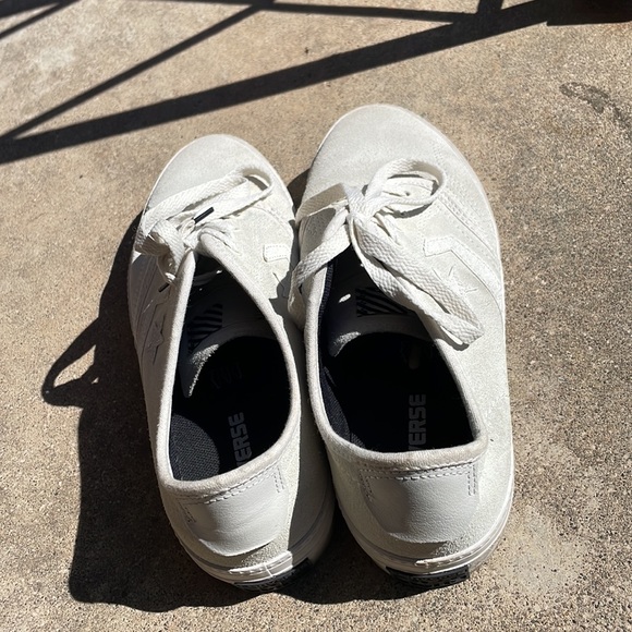 mens suede low converse - Picture 2 of 5